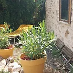Pres Du Vicomte